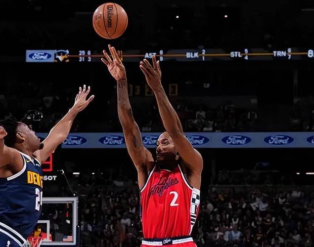 于帕：合同问题不会影响我；坎特让法国队的防守更有保障（于帕称合同事宜不影响状态，坎特回归令法国队防守更加稳固）