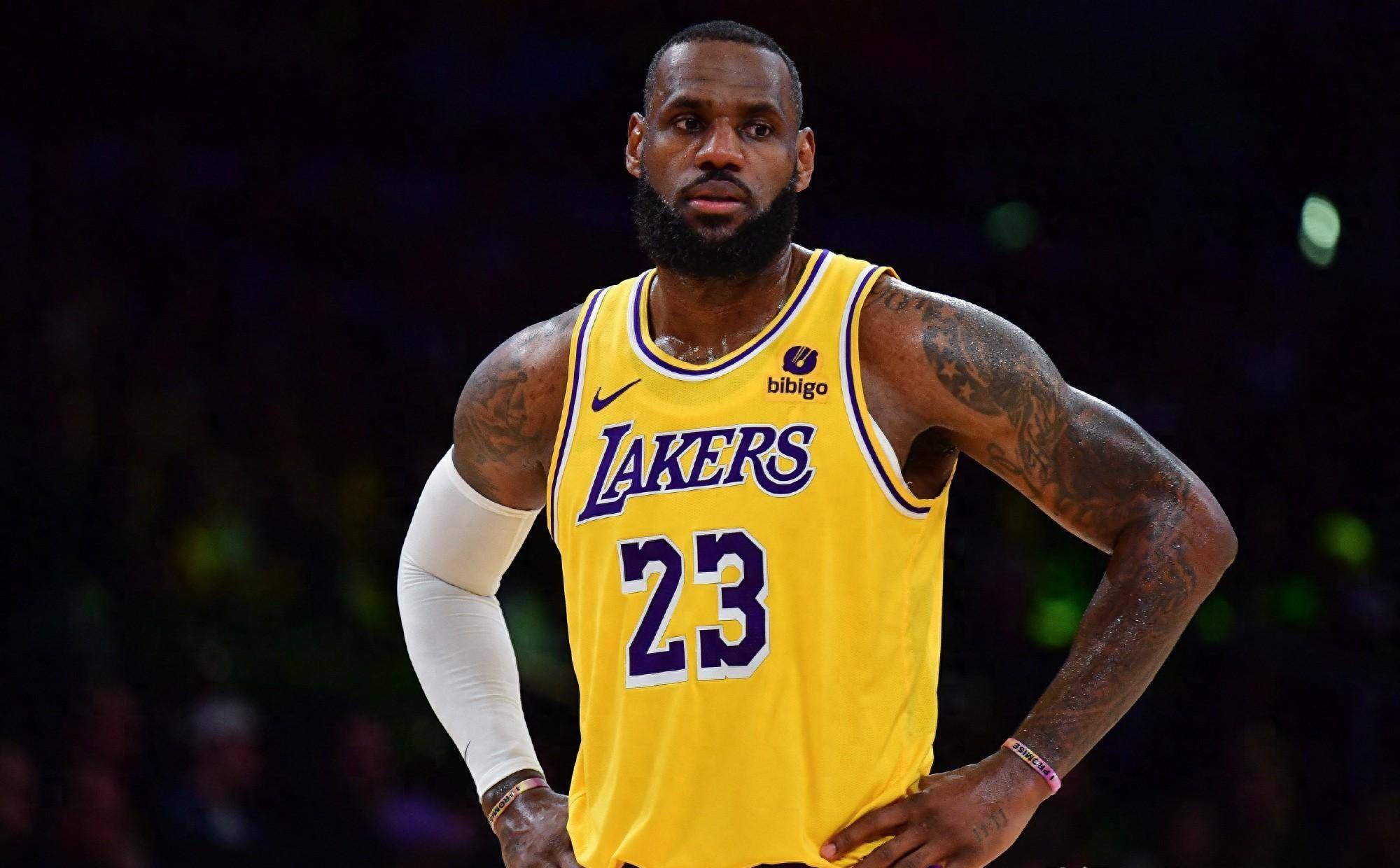 沃西：当你需要老大哥挺身而出的时候，詹姆斯今晚就做到了（沃西：关键时刻需要领袖站出来，詹姆斯今夜给出答案）