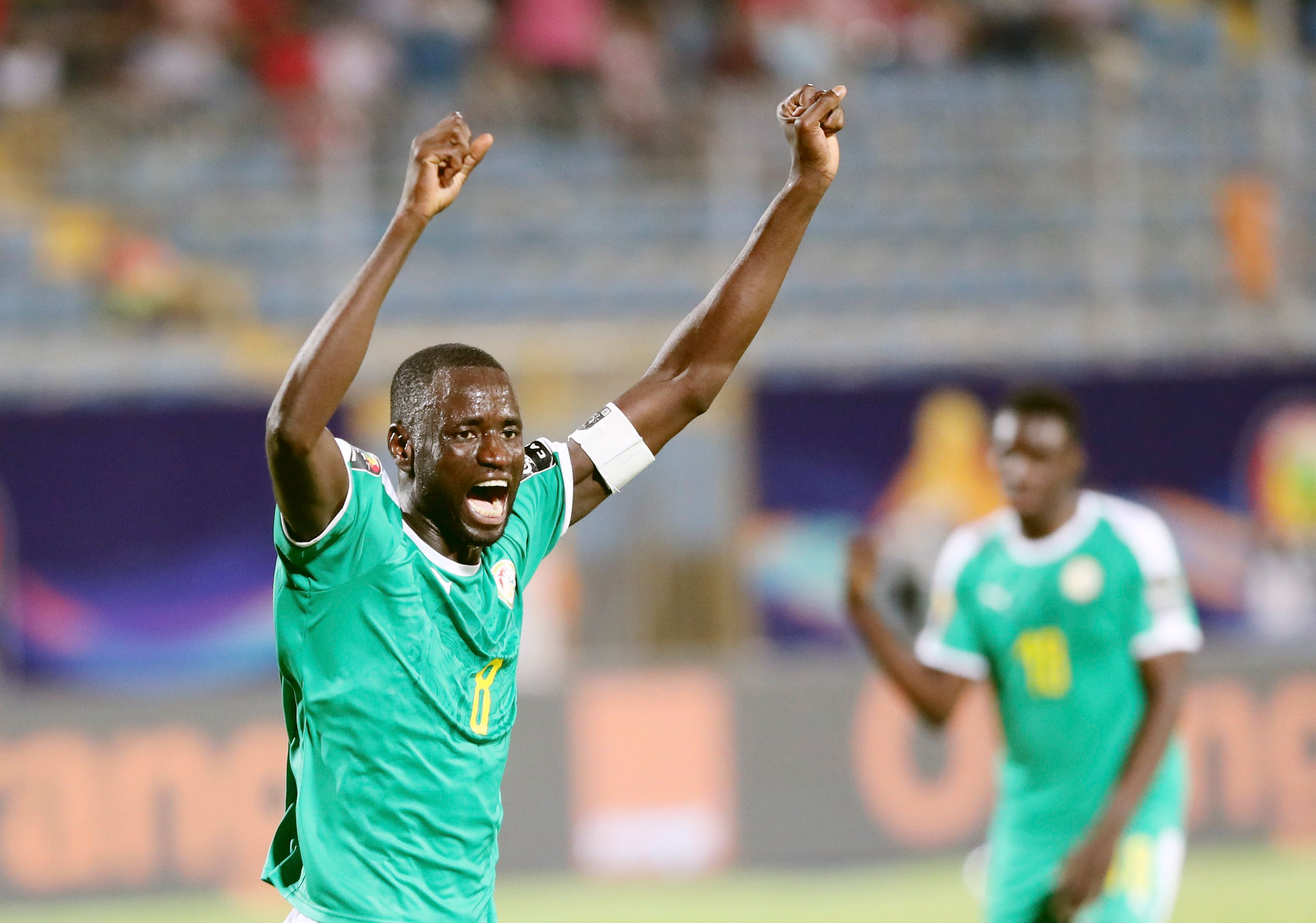 阿莫林：多古才20岁，但已经越来越像是曼联的一员（阿莫林：20岁的多古已愈发像曼联球员）