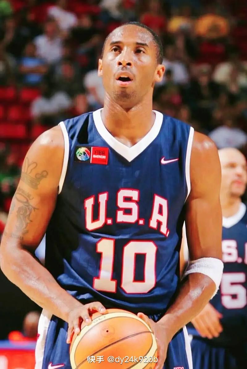 阿森纳3-1完胜拜仁，五档次差距尽显，欧冠小组赛掀翻对手（欧冠小组赛：阿森纳3-1击溃拜仁，实力鸿沟一览无遗）