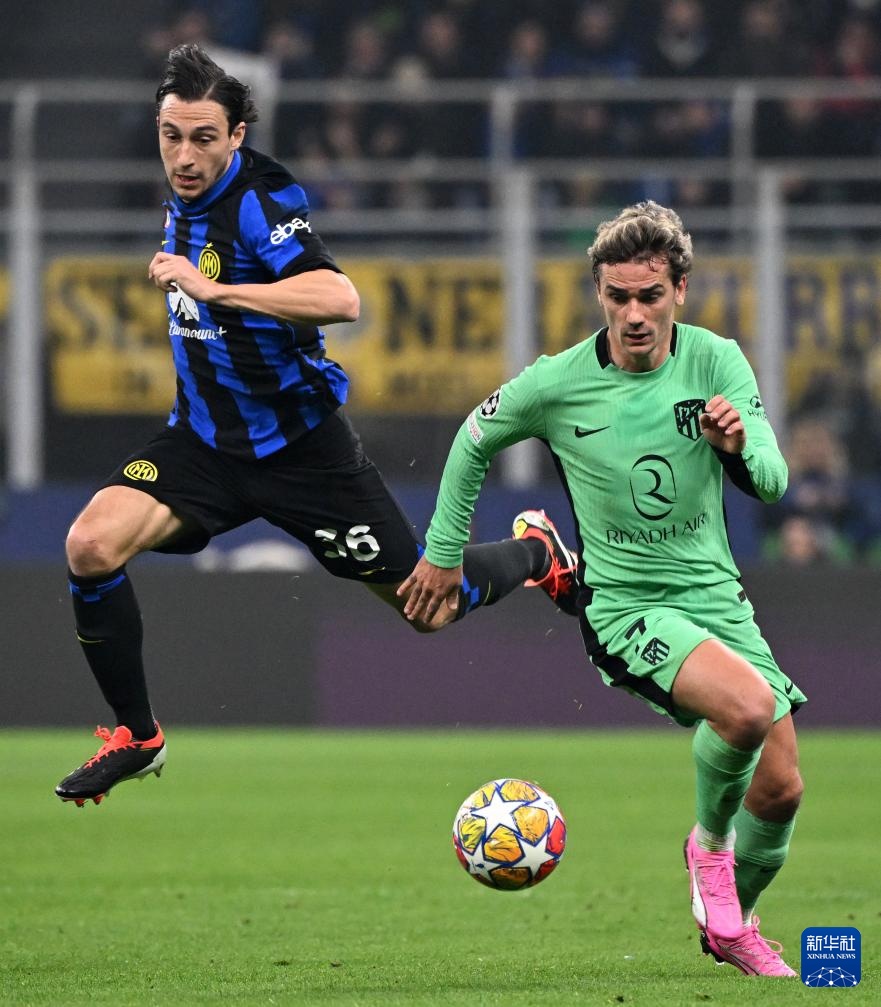 他今天完全控制了节奏（他今日牢牢掌控了节奏）