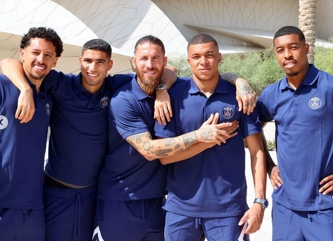 韩淼雨第十二届全国残疾人运动会举重赛场夺双金（韩淼雨在第十二届全国残疾人运动会举重项目斩获双金）