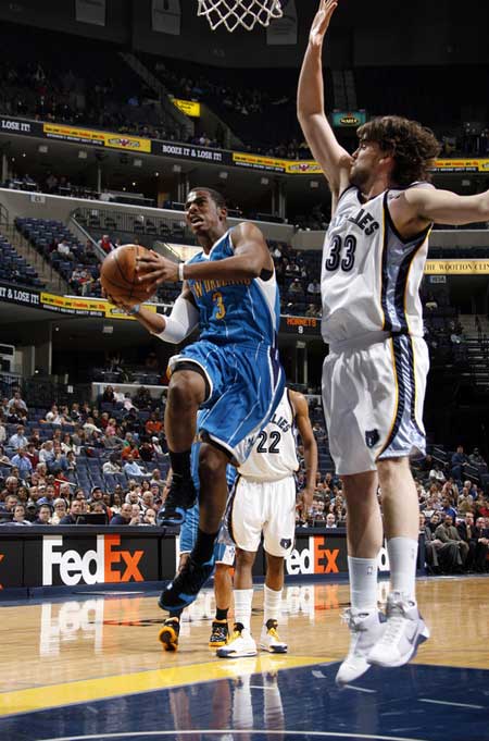 杜兰特比尔合砍54分约基奇25+15 太阳复仇掘金